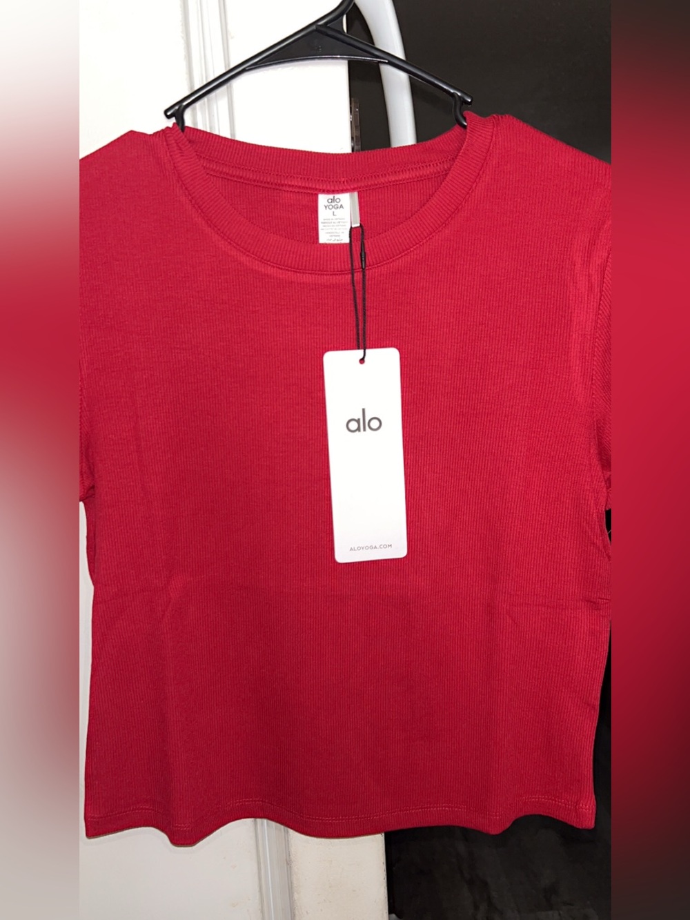 Alo Seamless Modal Ribbed Cropped Short Sleeve - Picture 4 of 7